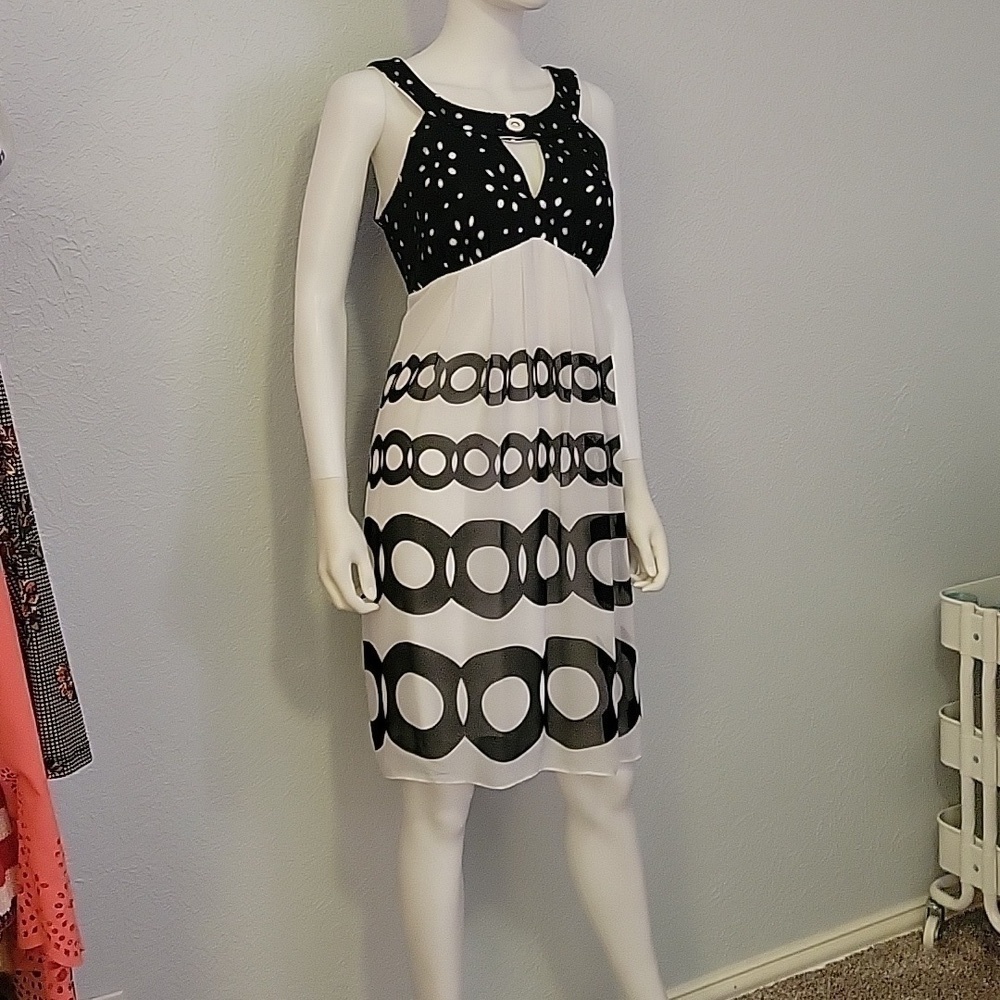 Sangria Monochrome Halter Atomic Mod Babydoll High Waist Chiffon Jumper Dress - Picture 2 of 9